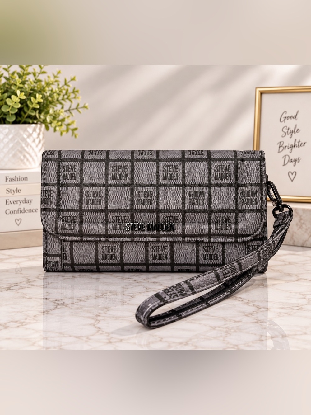 Steve Madden Gray Logo-Print Wristlet Wallet